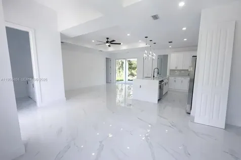 3901 E 19th Street Lehigh Acres FL 33972