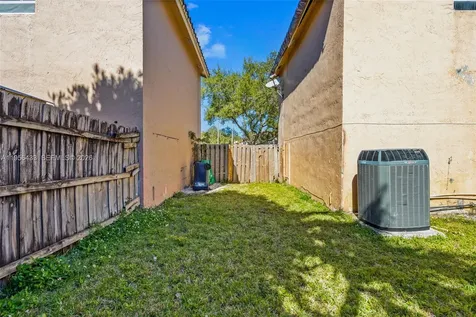 15804 SW 112th Terrace Miami FL 33196