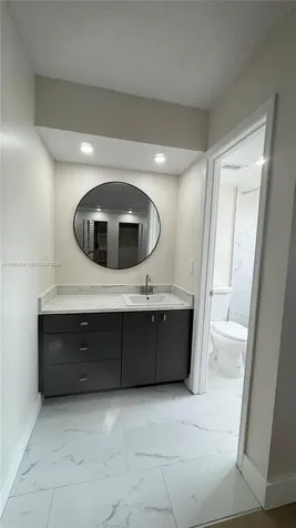 900 Twin Lakes Drive Coral Springs FL 33071