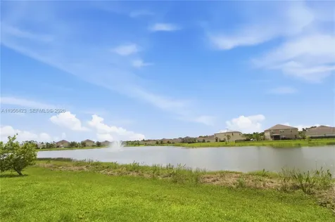 8649 Cobblestone Drive Fort Pierce FL 34945