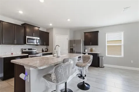 8649 Cobblestone Drive Fort Pierce FL 34945