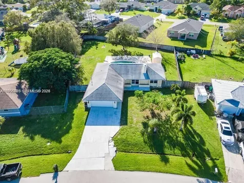714 NE Lanfair Street Port St. Lucie FL 34983