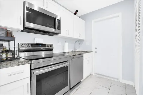 3210 SW 24th Terrace Miami FL 33145