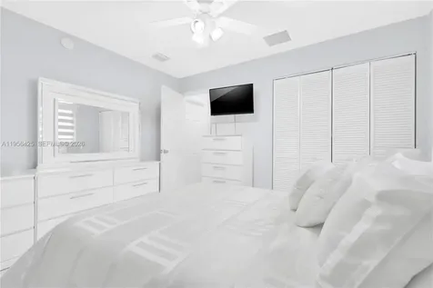 3210 SW 24th Terrace Miami FL 33145