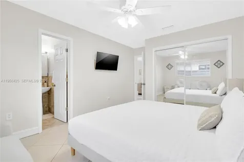 3210 SW 24th Terrace Miami FL 33145