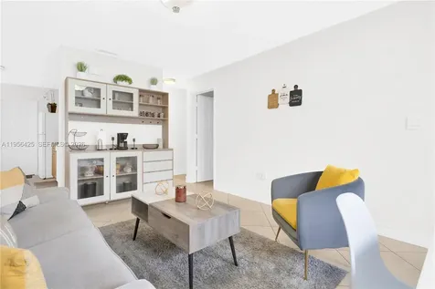 3210 SW 24th Terrace Miami FL 33145