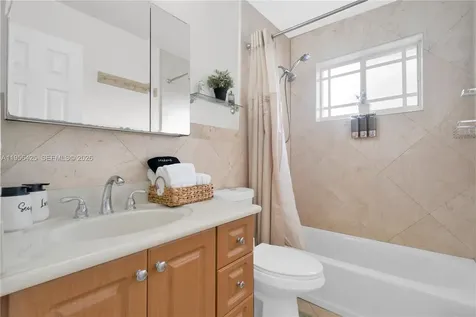 3210 SW 24th Terrace Miami FL 33145