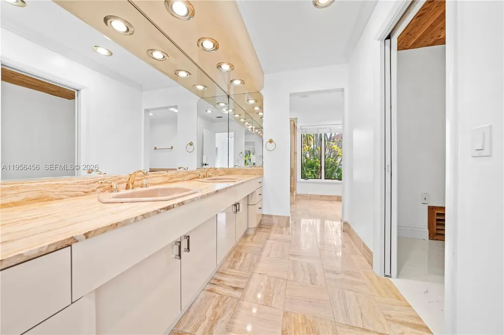 405 Bontona Avenue Fort Lauderdale FL 33301