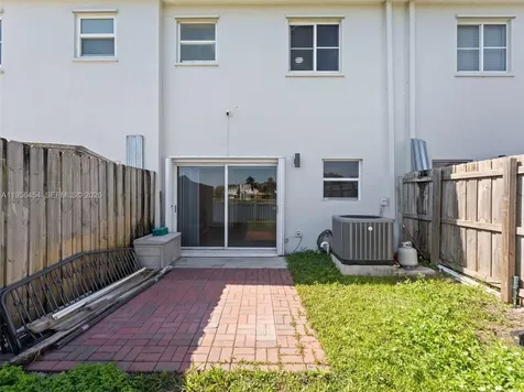 2987 SE 15th Avenue Homestead FL 33035