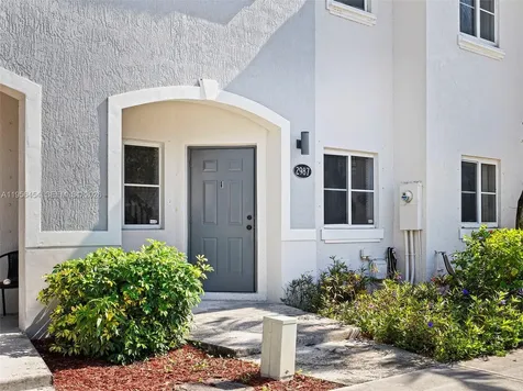 2987 SE 15th Avenue Homestead FL 33035