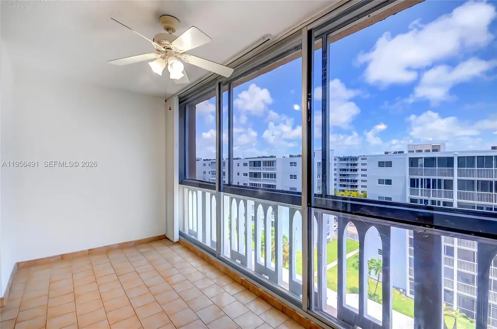 301 NE 14th Avenue Hallandale Beach FL 33009