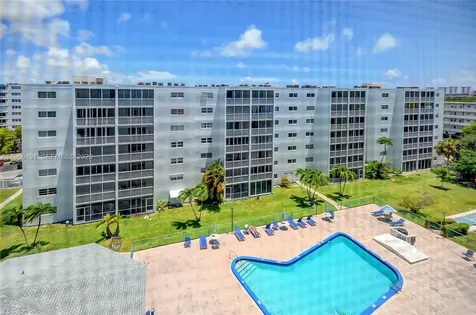 301 NE 14th Avenue Hallandale Beach FL 33009