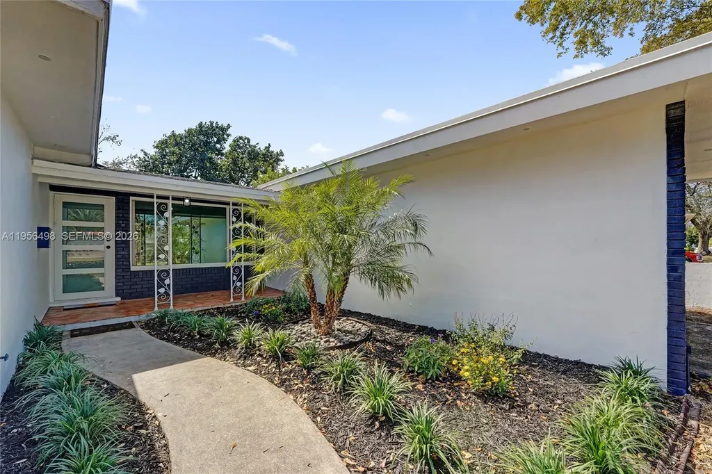 3816 W Park Road Hollywood FL 33021