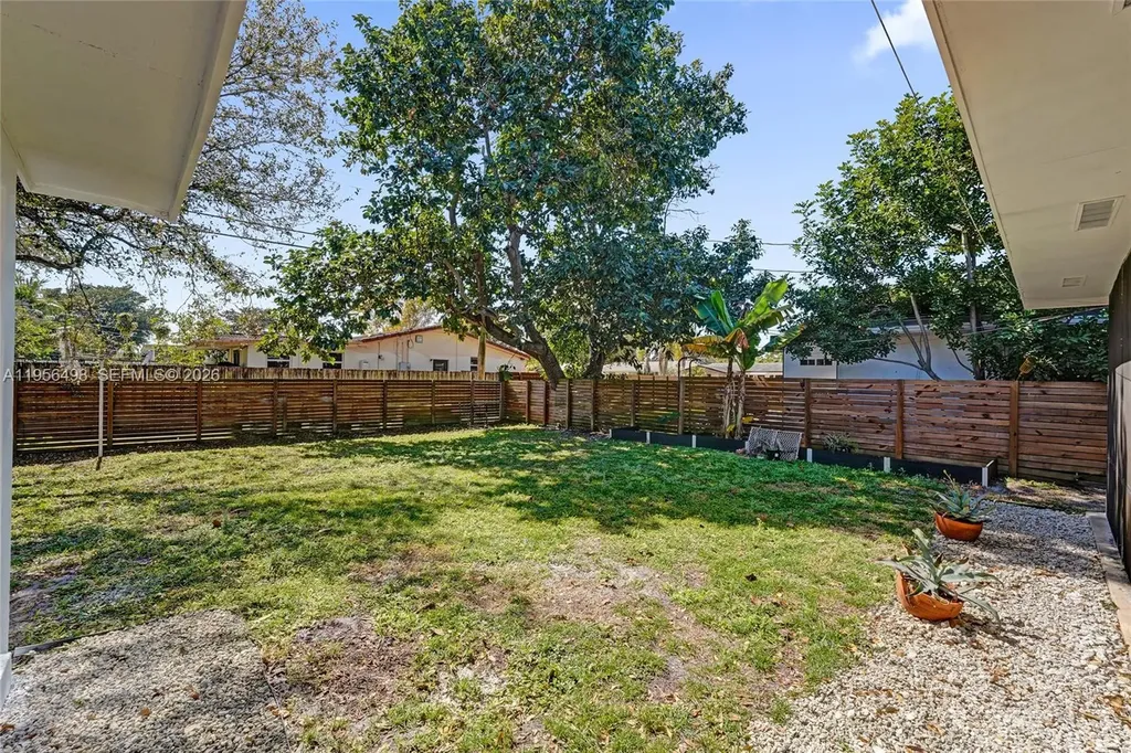 3816 W Park Road Hollywood FL 33021