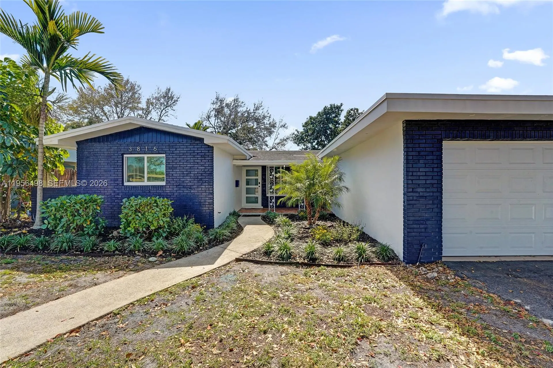 3816 W Park Road Hollywood FL 33021