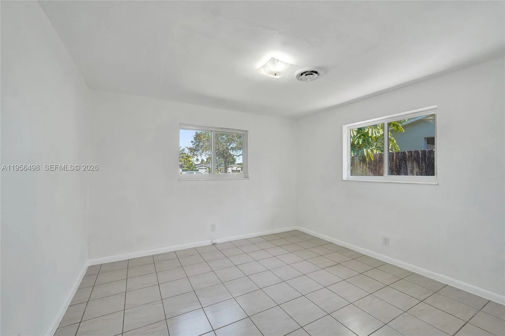 3816 W Park Road Hollywood FL 33021