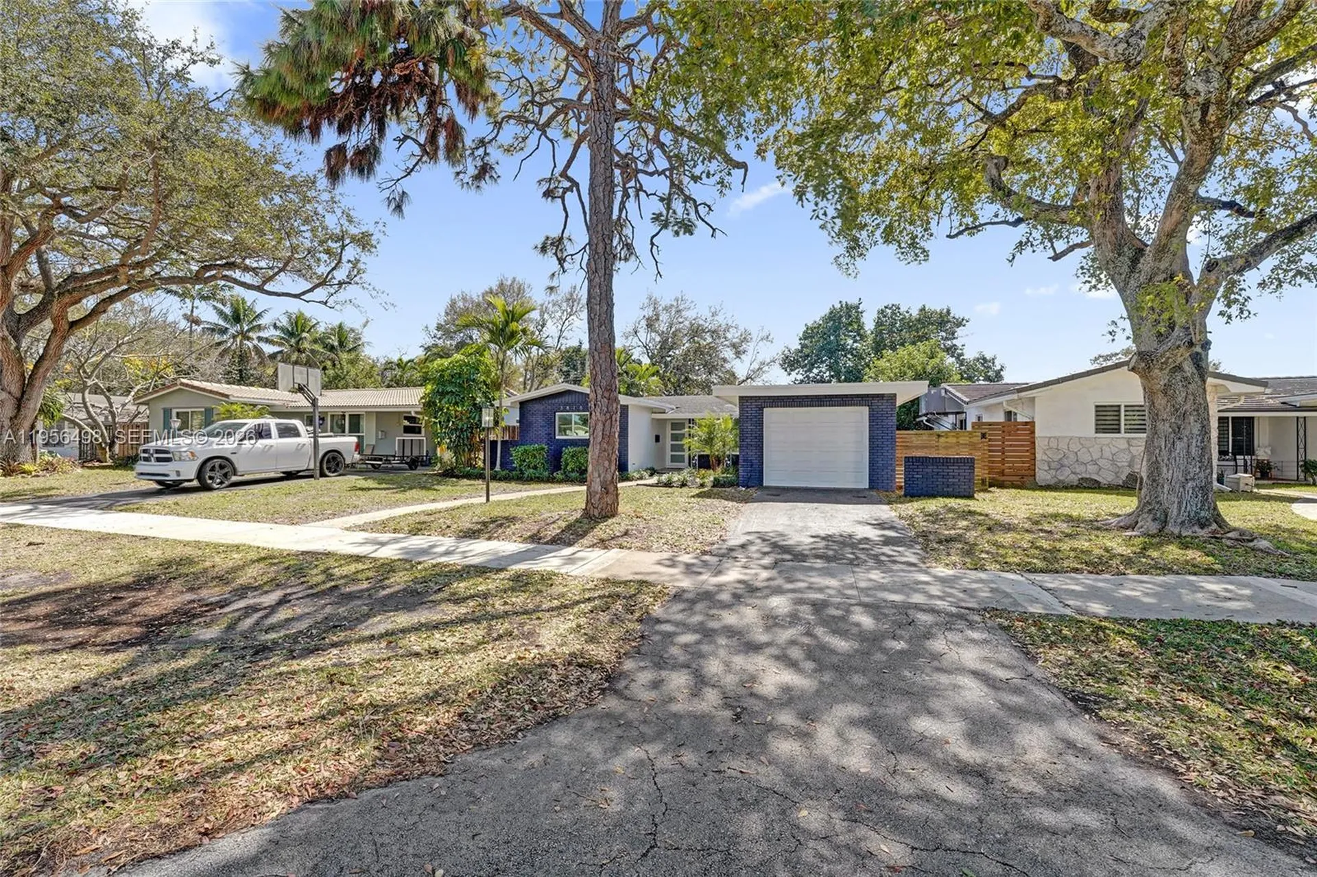 3816 W Park Road Hollywood FL 33021