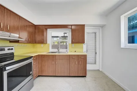 3816 W Park Road Hollywood FL 33021