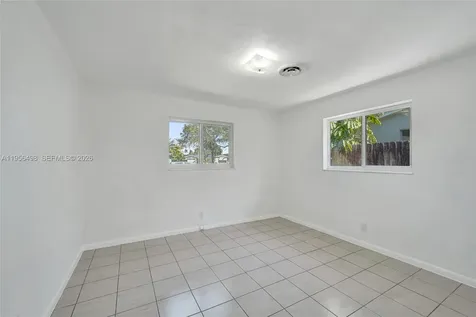 3816 W Park Road Hollywood FL 33021