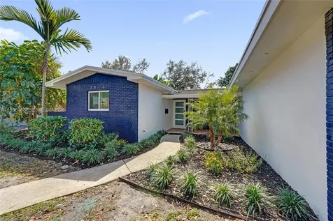 3816 W Park Road Hollywood FL 33021