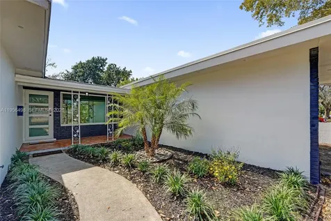 3816 W Park Road Hollywood FL 33021
