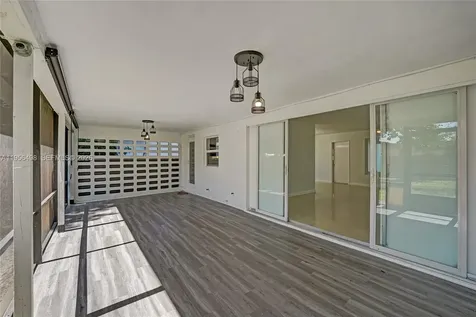 3816 W Park Road Hollywood FL 33021