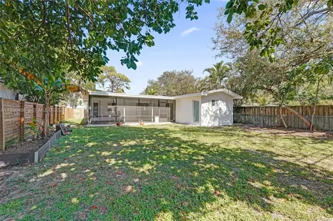 3816 W Park Road Hollywood FL 33021