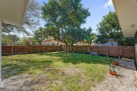 3816 W Park Road Hollywood FL 33021