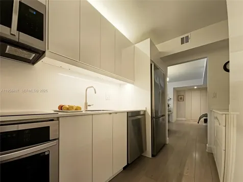 2333 Brickell Avenue Miami FL 33129