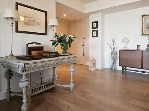 2333 Brickell Avenue Miami FL 33129