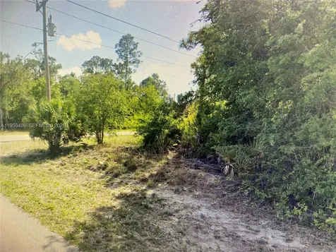 176 Blakely Avenue S Lehigh Acres FL 33974