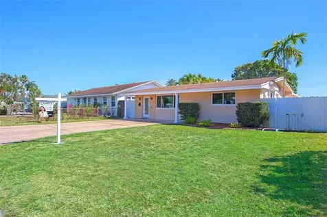 1201 NW 78th Avenue Pembroke Pines FL 33024