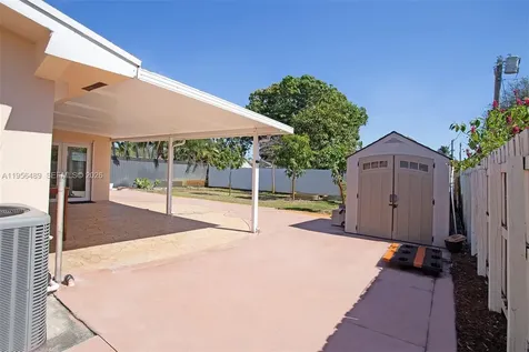 1201 NW 78th Avenue Pembroke Pines FL 33024