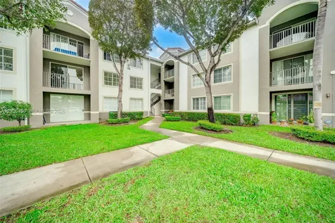 6831 SW 44th Street Miami FL 33155