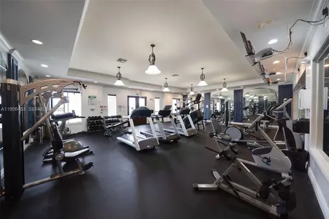 6831 SW 44th Street Miami FL 33155