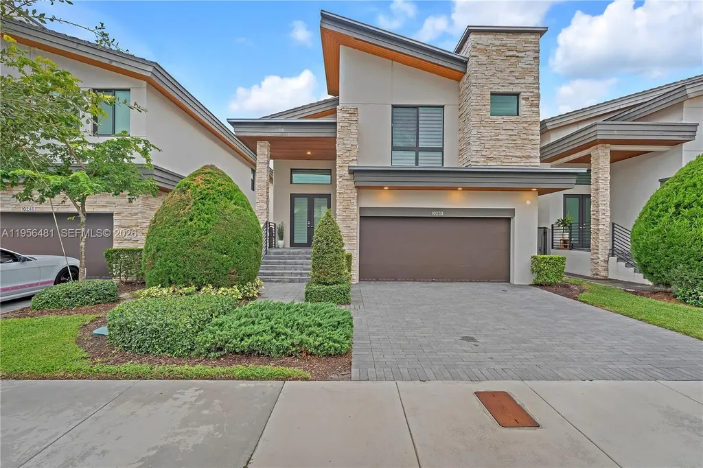 10250 NW 76th Terrace Doral FL 33178