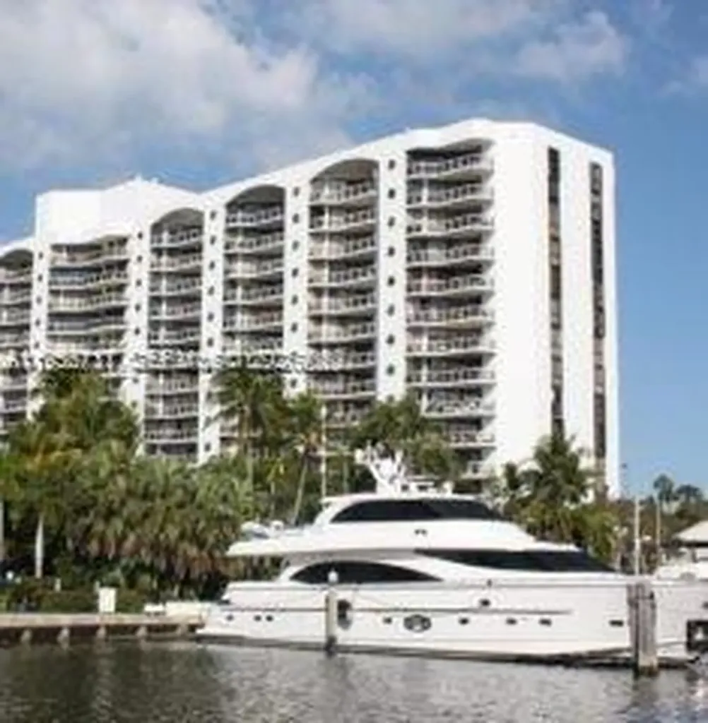 3610 Yacht Club Drive Aventura FL 33180