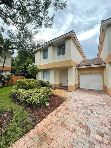 6524 Hidden Cove Drive Davie FL 33314