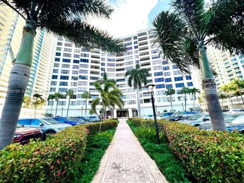 3505 S Ocean Drive Hollywood FL 33019
