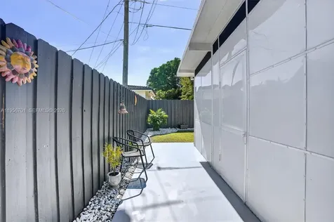 9410 SW 42nd Street Miami FL 33165