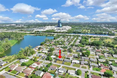 5730 SW 54th Terrace Davie FL 33314