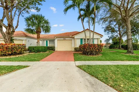6207 Floral Lakes Drive Delray Beach FL 33484