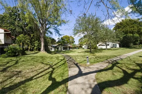 3404 Cherry Garden Circle Lauderhill FL 33319