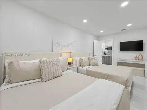 2490 SW 17th Street Miami FL 33145