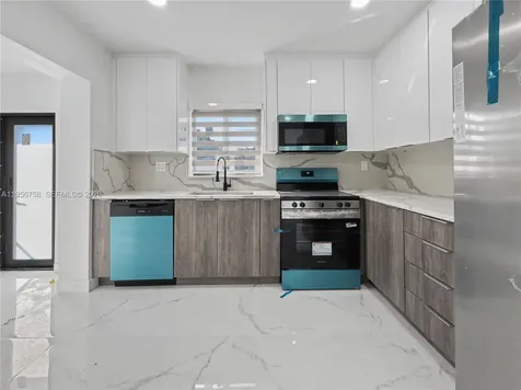 2490 SW 17th Street Miami FL 33145