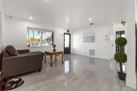 2502 NW 48th Street Tamarac FL 33309