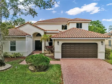 637 Lake Boulevard Weston FL 33326