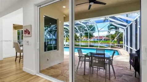 637 Lake Boulevard Weston FL 33326