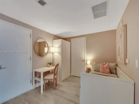 121 NE 34th Street Miami FL 33137