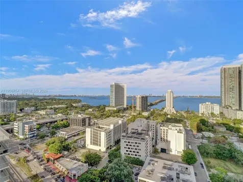 121 NE 34th Street Miami FL 33137